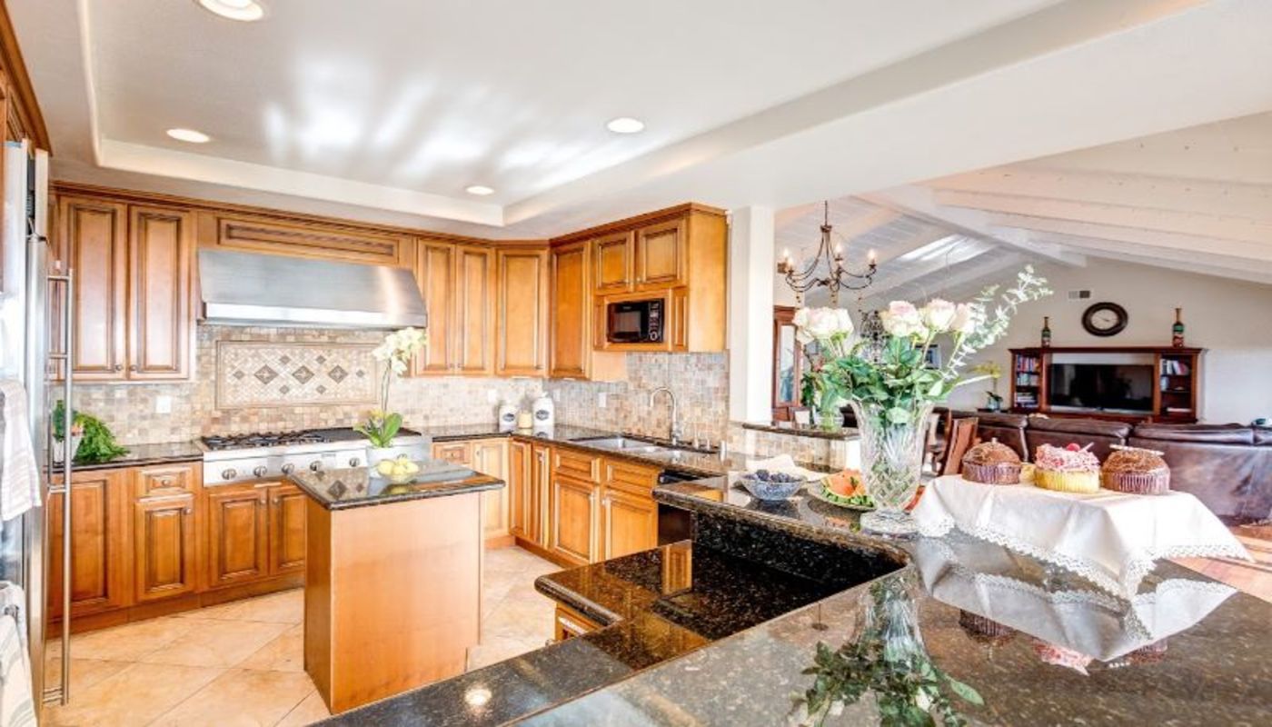 Adelante Recovery Centers