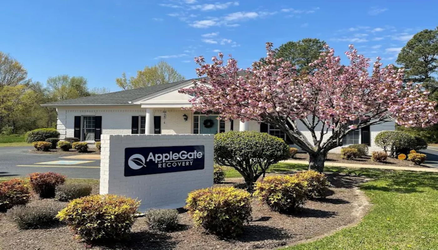 AppleGate Recovery Jackson