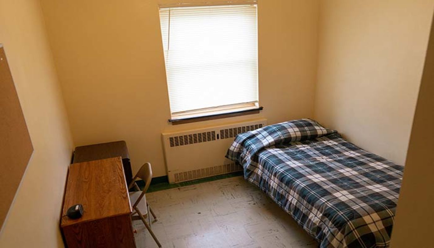 Apricity Mooring House