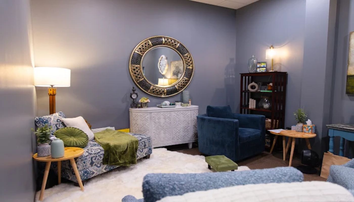 Capstone Wellness Vine + Root Counseling