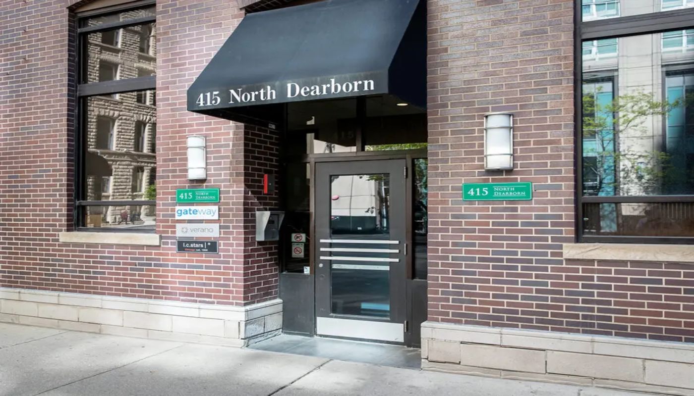 Gateway Chicago River North