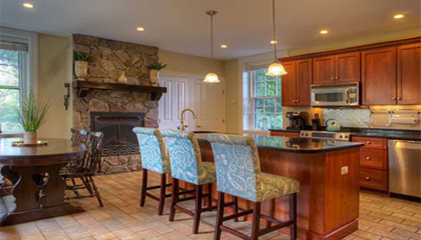 Herren Wellness Lincoln Street