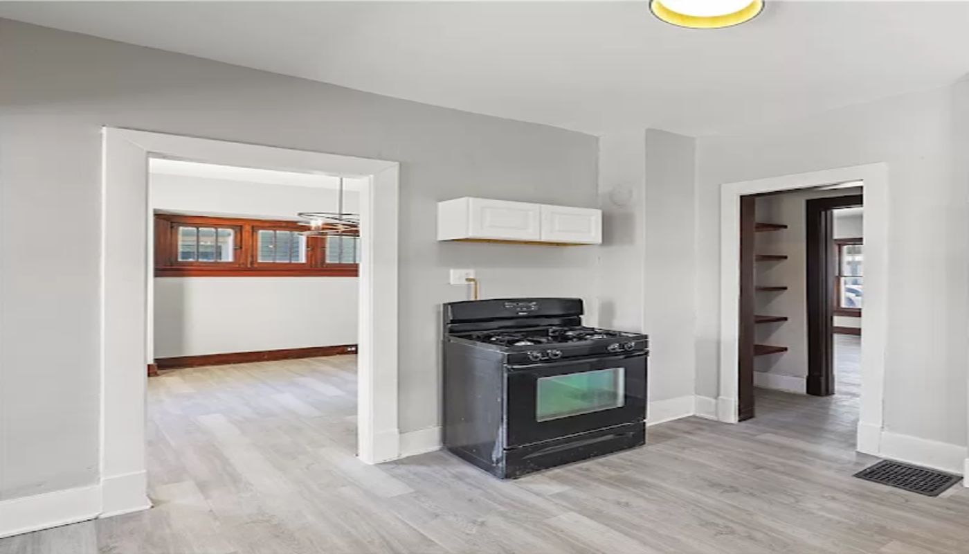 Izzy's House Arbor House