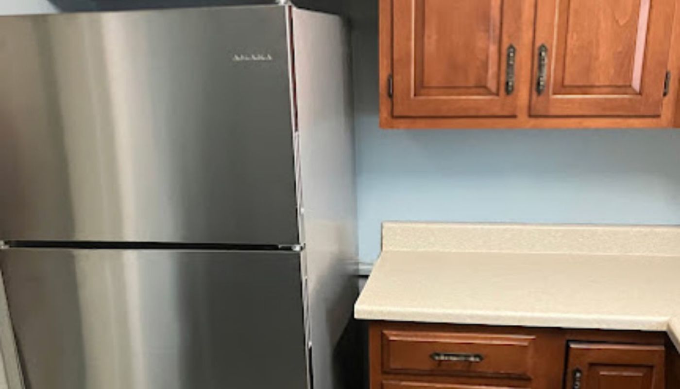 Pyramid Altoona Grey House