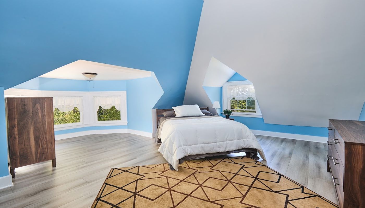 Recovery Mansion on Grand