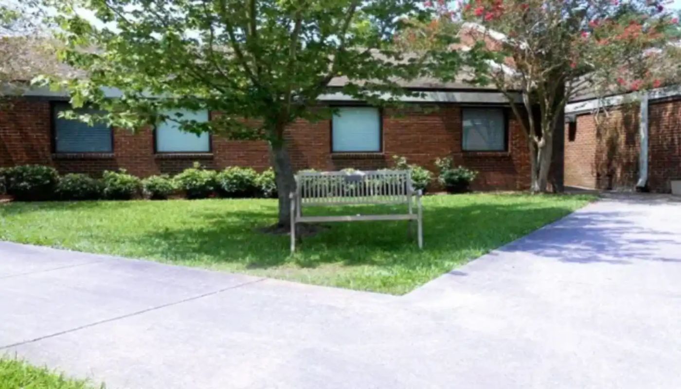 River Oaks Eating Disorder Treatment Center