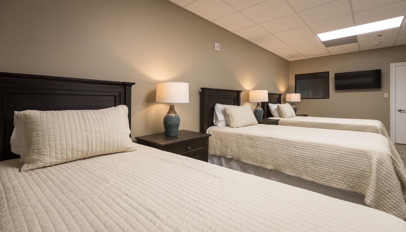 Whispering Oaks Lodge